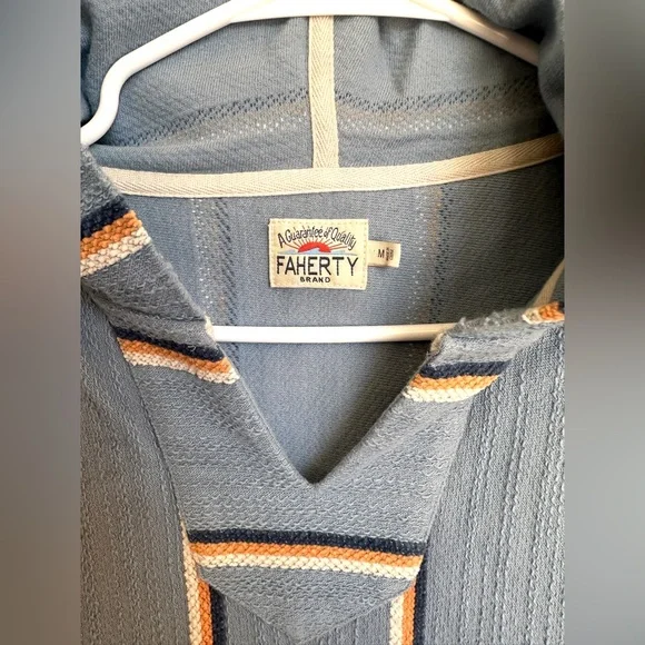 Faherty Men’s Biarritz Hoodie Sweater Blue Pullover Aztec Theme Sz Medium - Picture 4 of 13